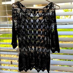 Women’s Black Crotched Top